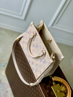 Louis Vuitton Onthego PM