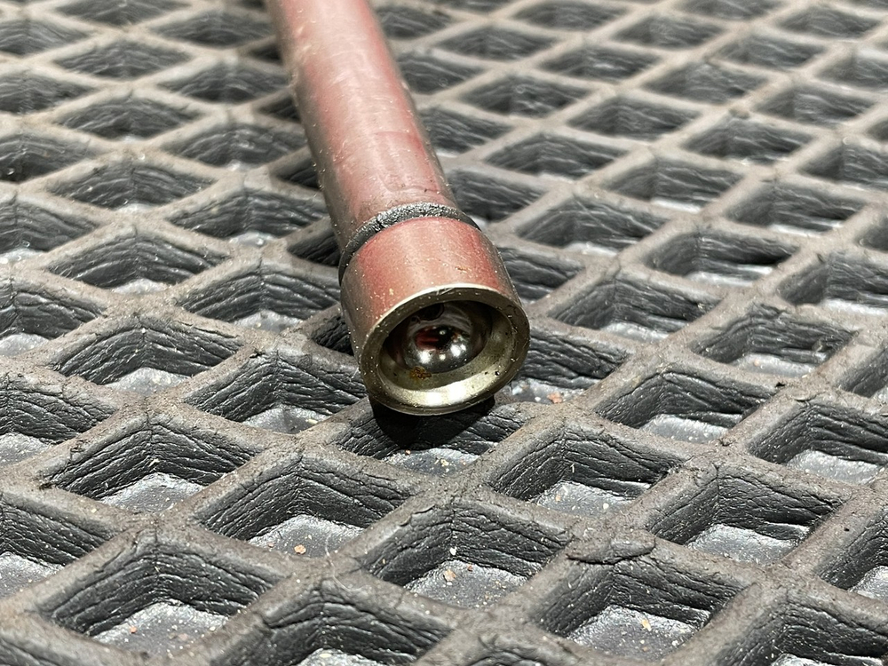 Штанга толкателя впускного клапана