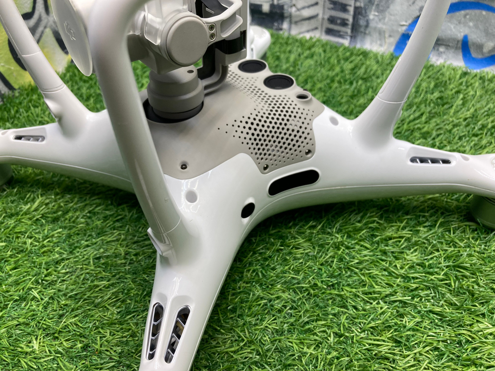 DJI Phantom 4 PRO