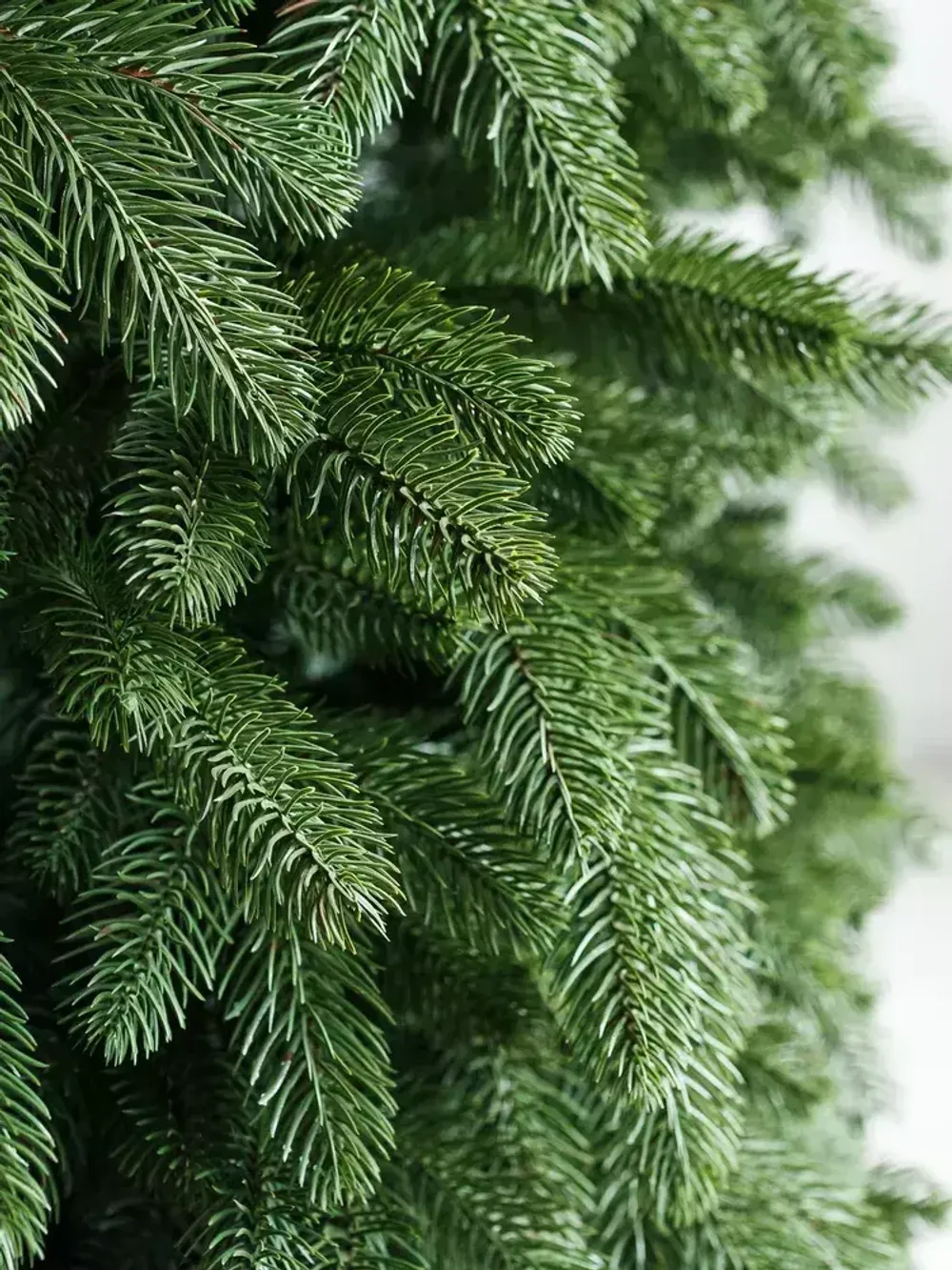 Искусственная ель «Барнелло» (литая хвоя) 210 см / 2.1 м