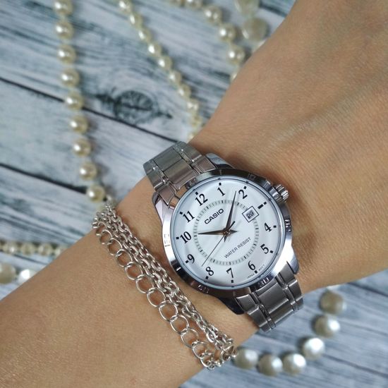 Наручные часы Casio LTP-V004D-7B