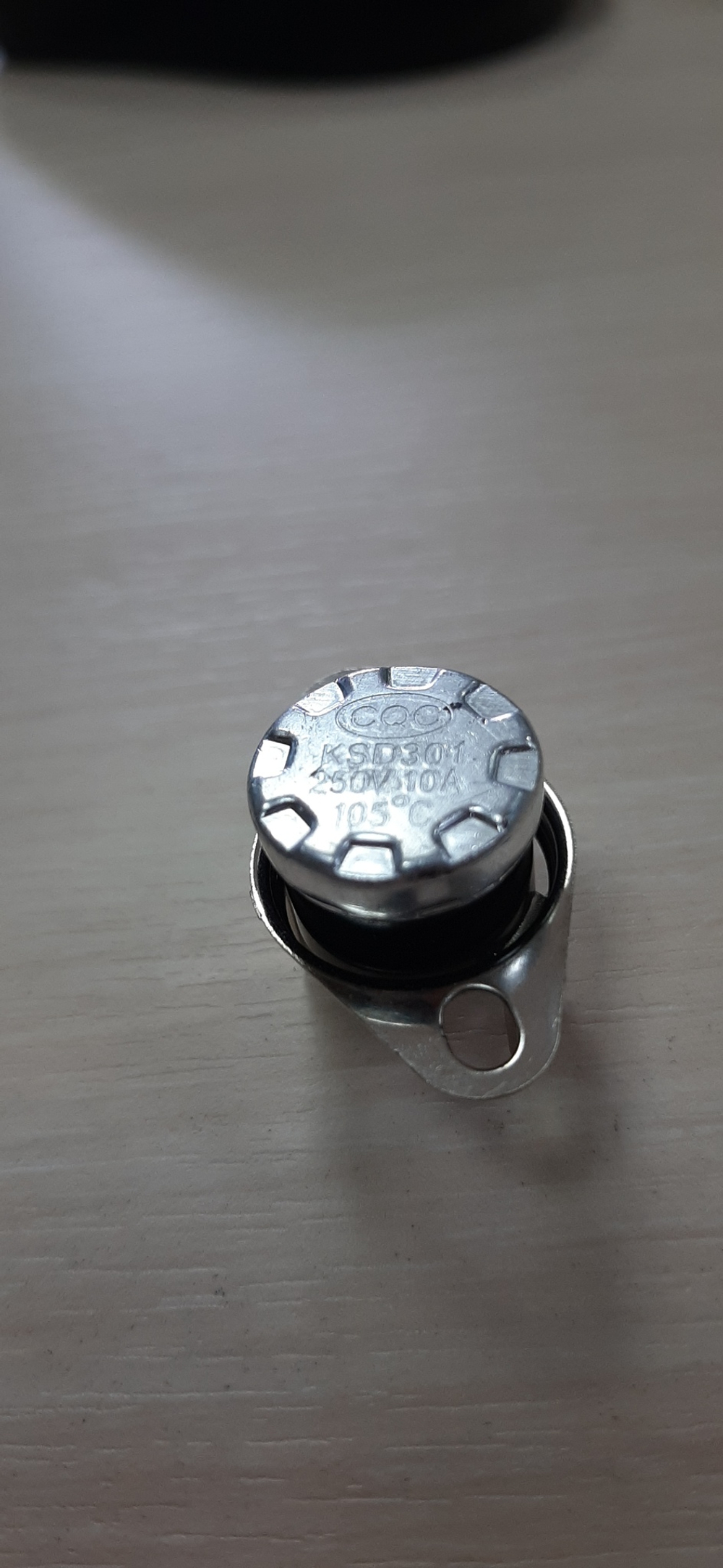 Датчик по перегреву 72° (250v)