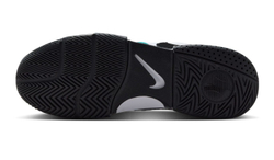 Теннисные кроссовки Nike Court Lite 4 - white/black/radiant emerald