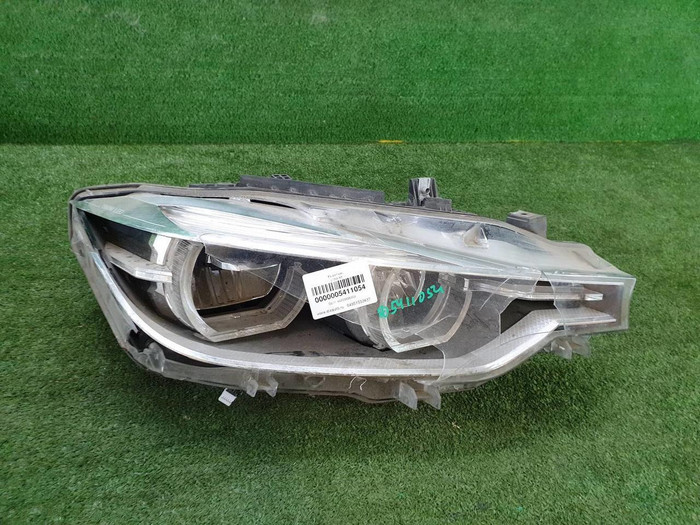 Битая Фара правая BMW 3er F30 (2015-2020) LED