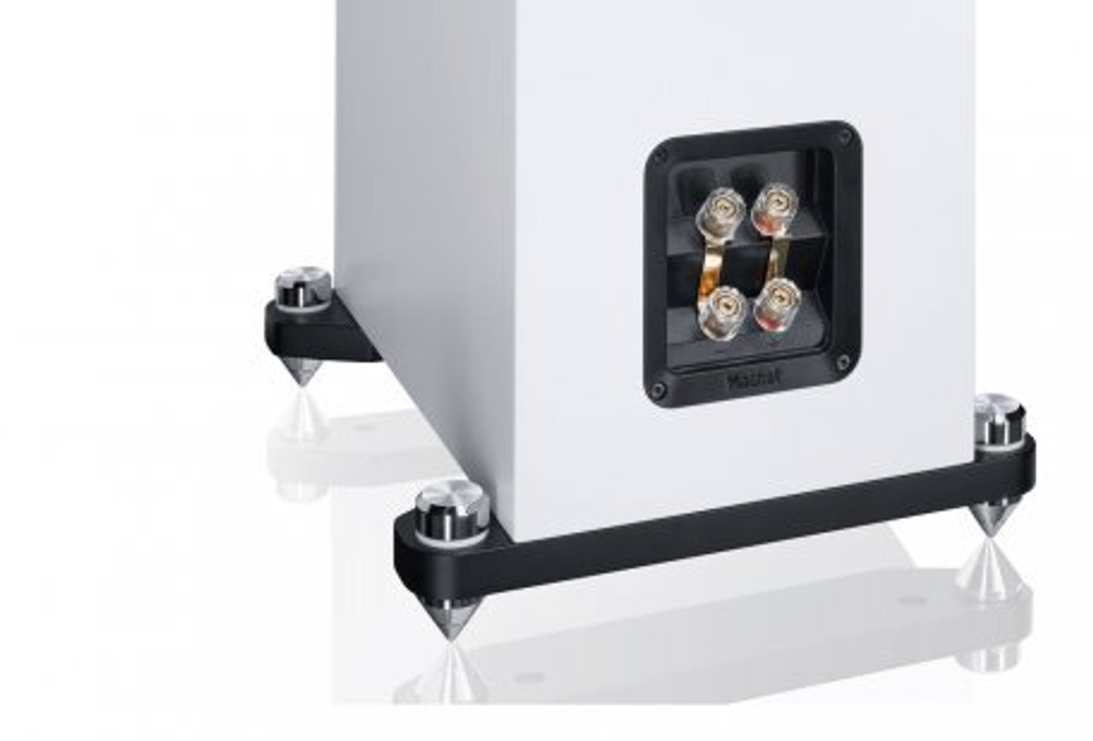 Magnat Signature 707