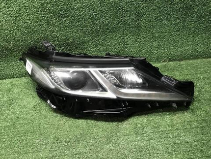 Фара правая Toyota Camry xv70 (2017-н.в.) LED