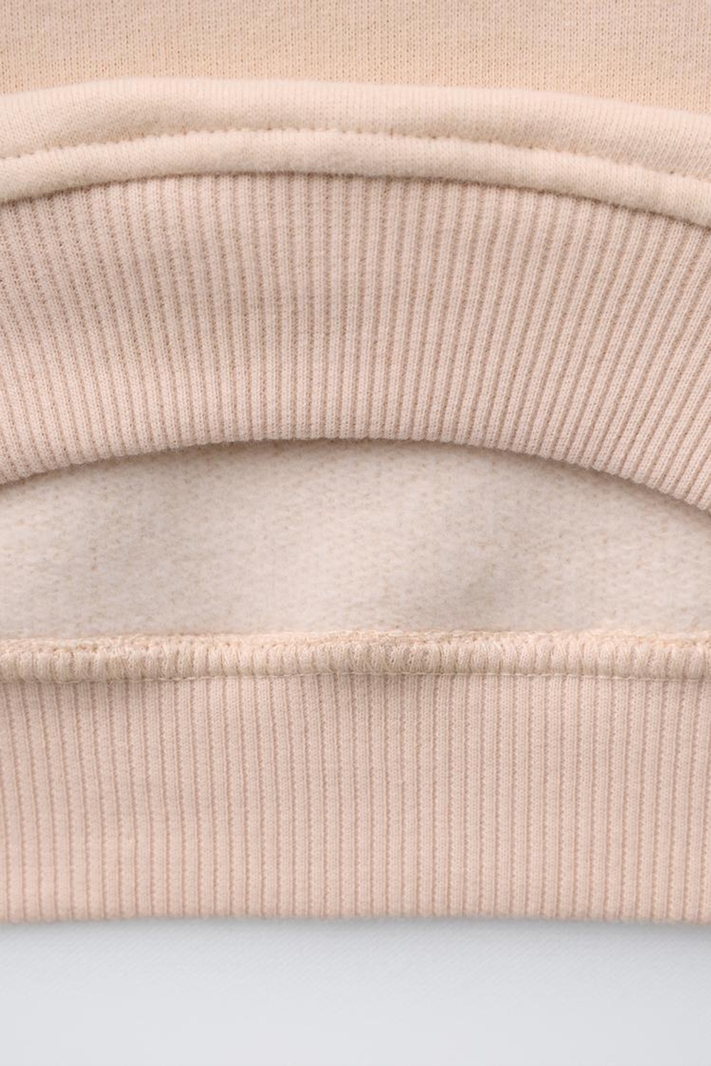 ZARA ТОЛСТОВКА С КОМБИНИРОВАННЫМ ВОРОТНИКОМ, ПУДРОВО-РОЗОВЫЙ