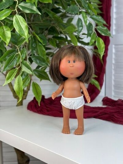 Кукла Nines виниловая 23см Little Mia Latina без одежды (3199WL10)