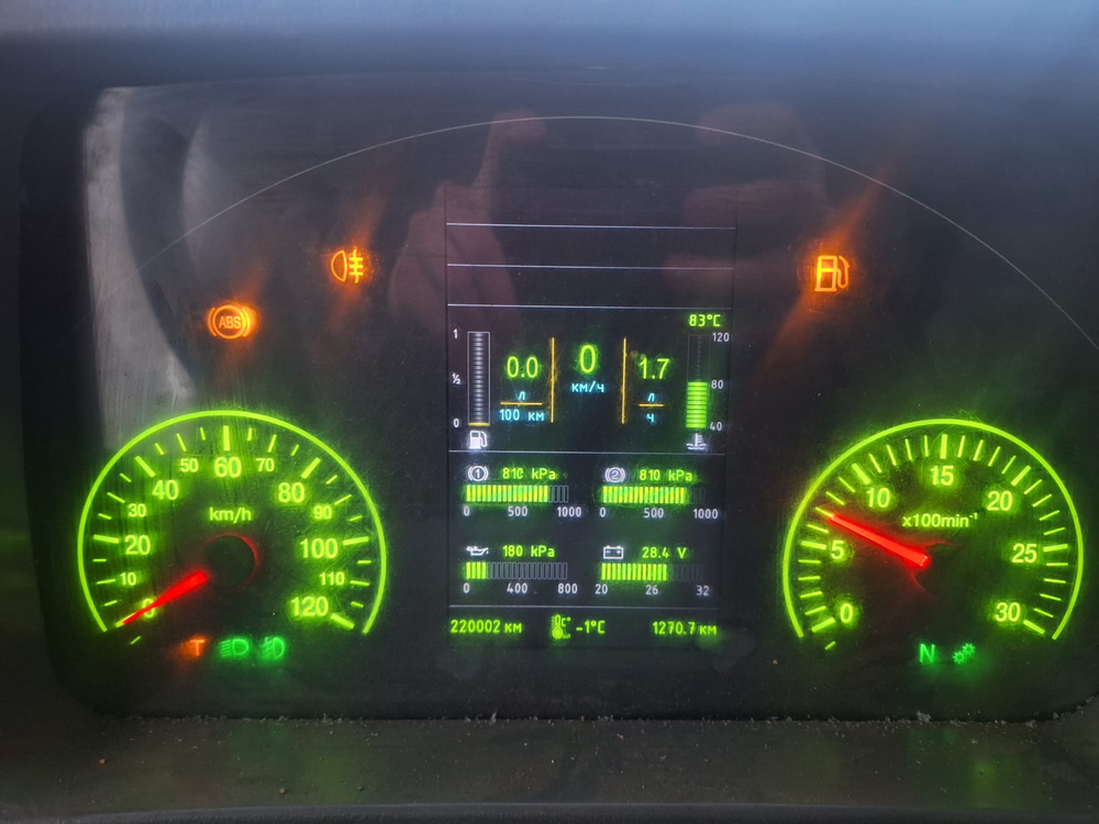 МАЗ 6430 6x4 Седельный тягач 6430С9-520-020 (Дизельный, 11,1 л, 420 л.с., МТ)