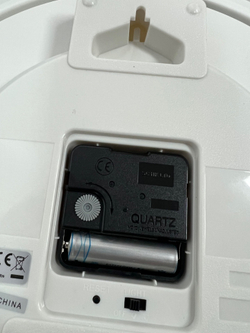 Настенные часы Seiko QXA615BN