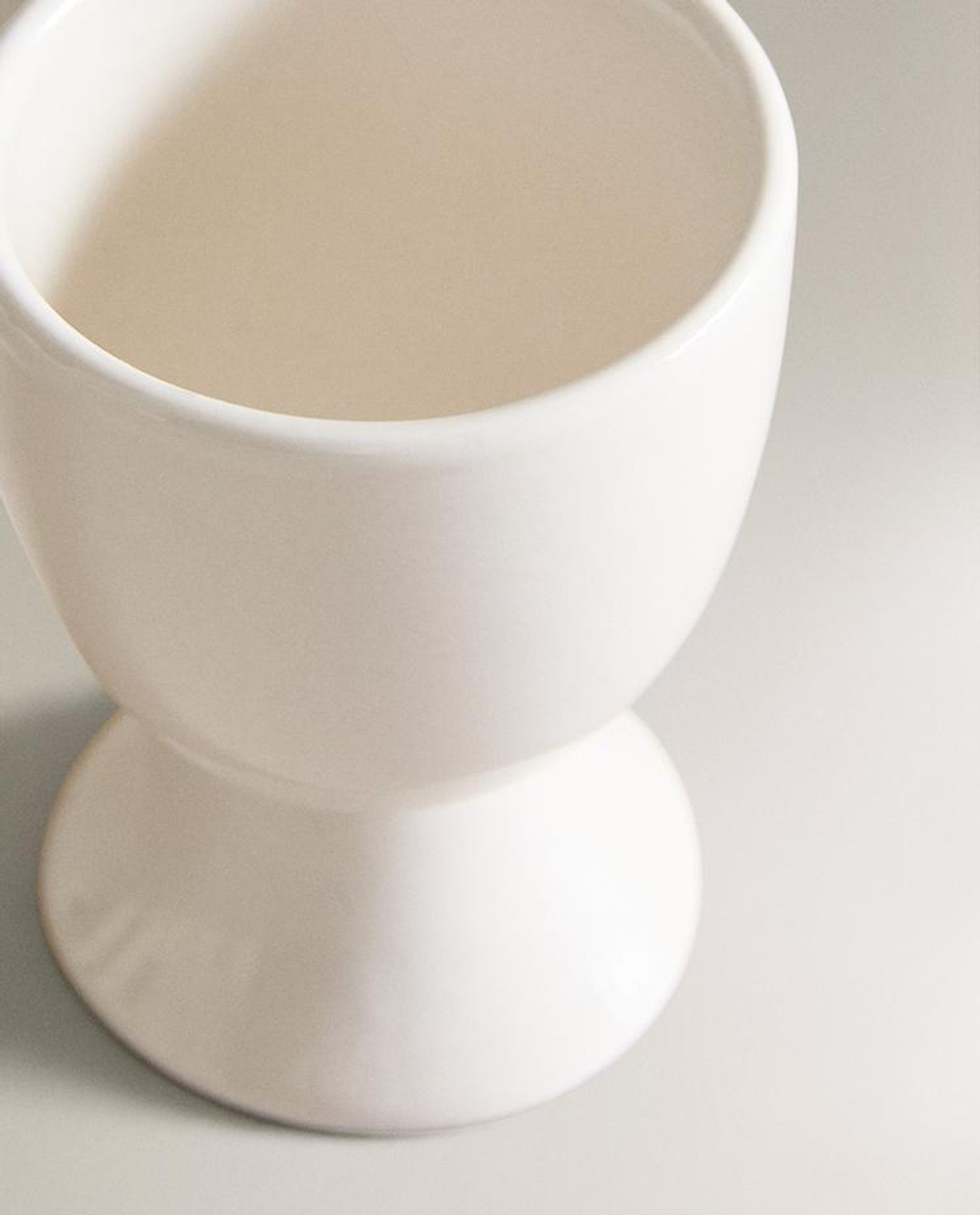 ZARA HOME КЕРАМИЧЕСКАЯ ПОДСТАВКА ДЛЯ ЯИЦ, БЕЛЫЙ