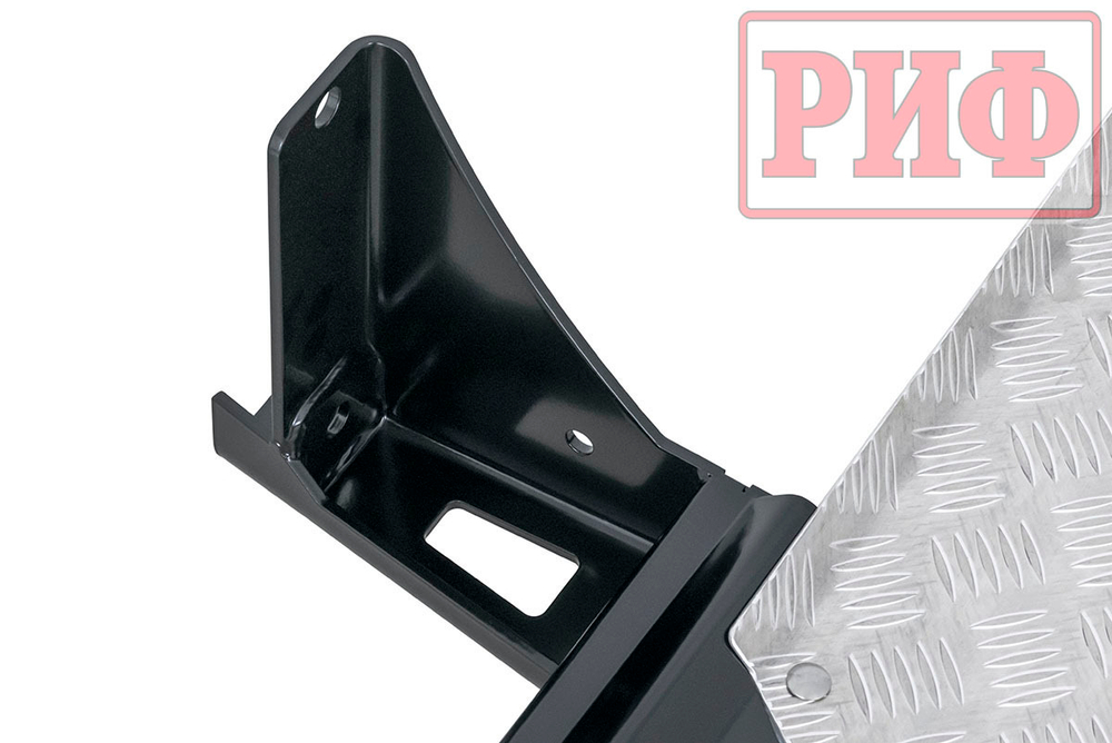 Пороги силовые Toyota Hilux 2015+ РИФ