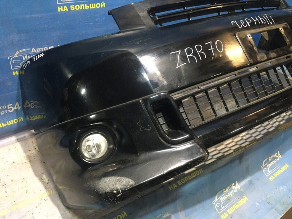 Бампер передний TOYOTA VOXY 2007-2010