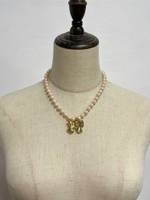 «Жемчужные» бусы со съёмной подвеской Бант