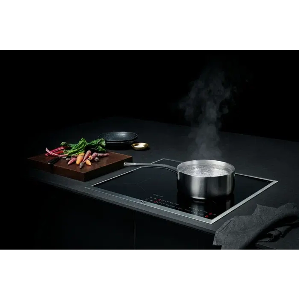 Встраиваемая индукционная варочная панель AEG IAE64413XB