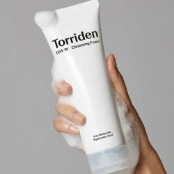 Torriden Dive-In Low Molecular Hyaluronic Acid Cleansing Foam гипоаллергенная пенка для умывания