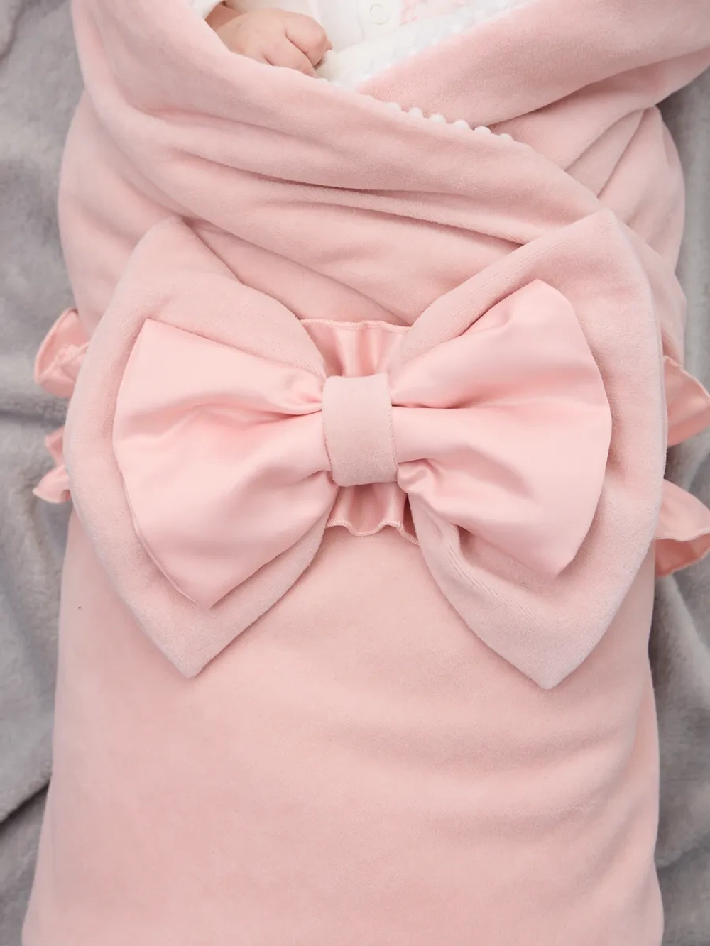 Конверт на выписку новорожденного весна