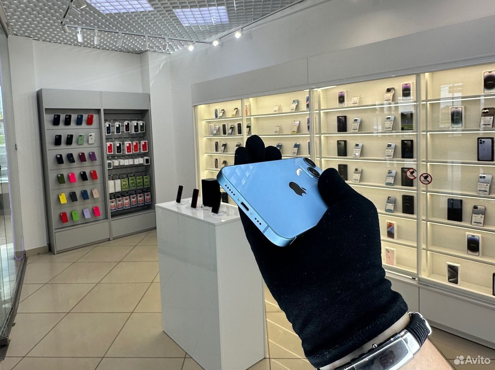 iPhone 14 256 ГБ б/у