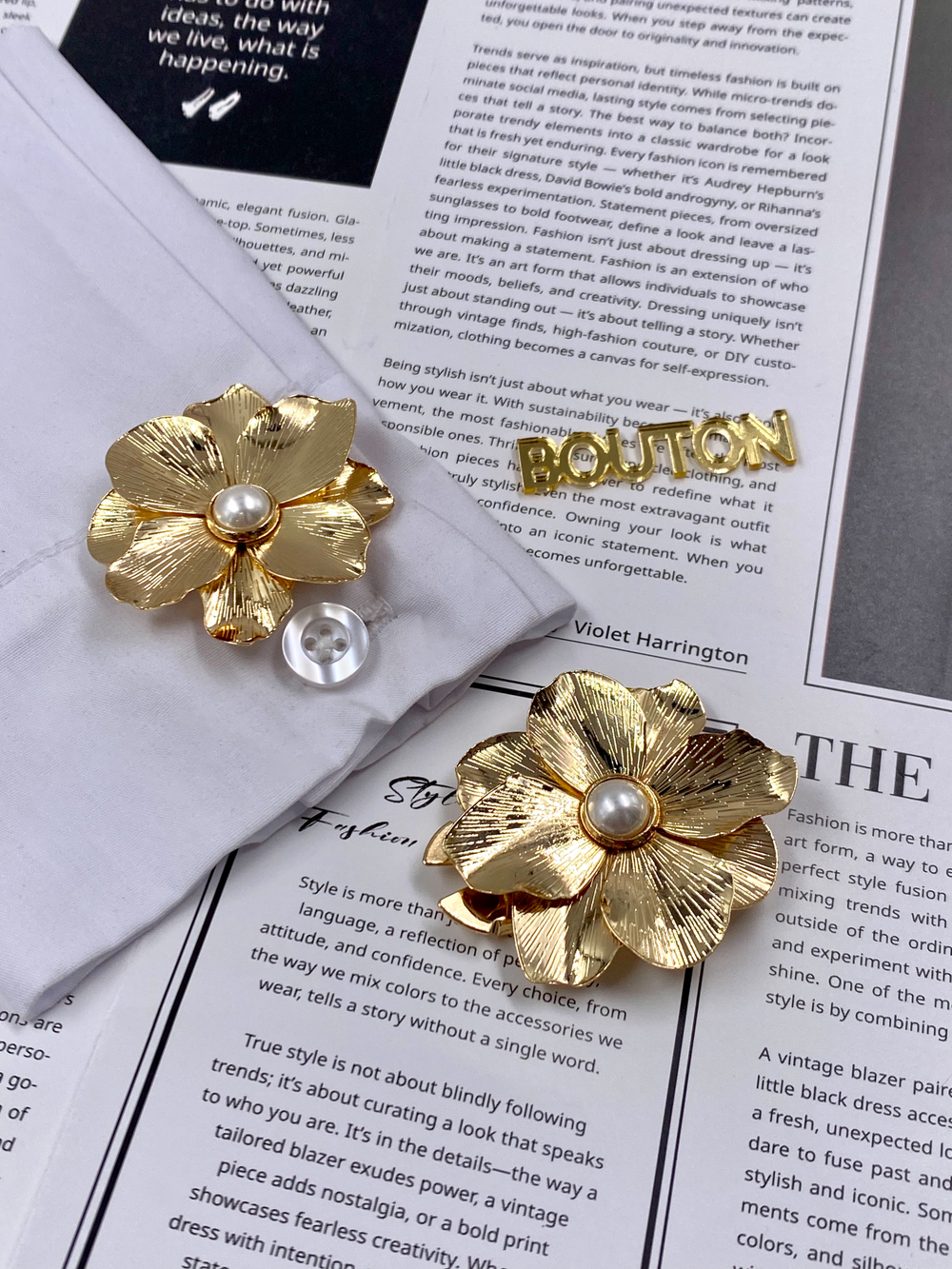 Накладка на пуговицу Цветок плоский золотистый