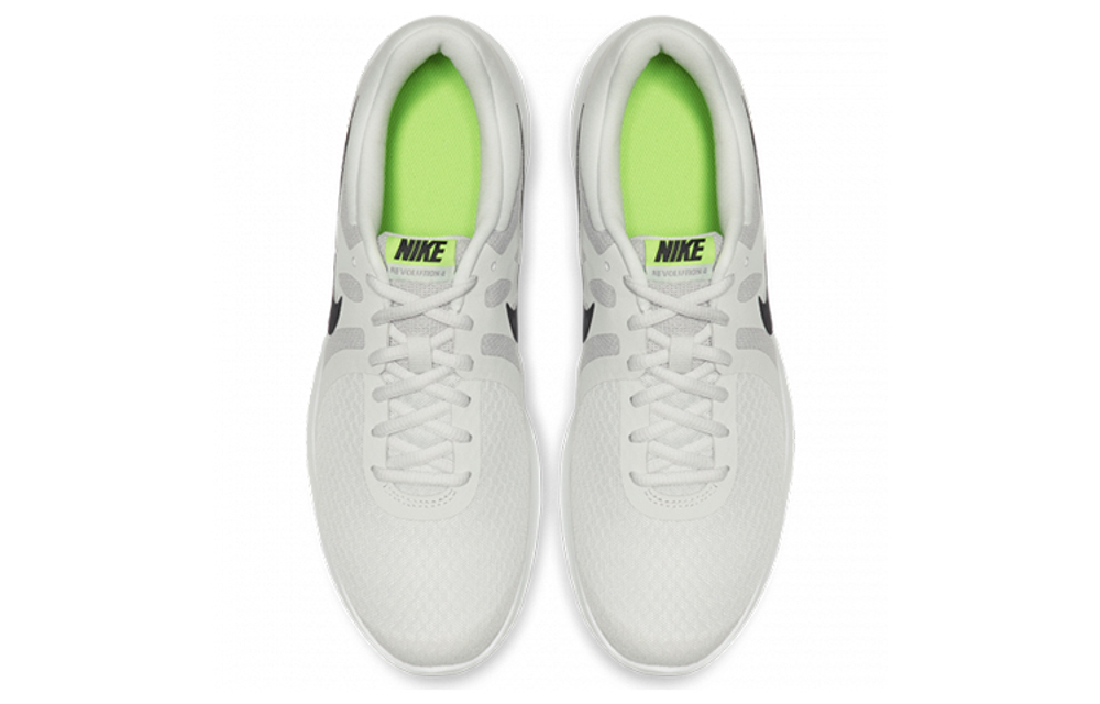 Кроссовки Nike Revolution 4