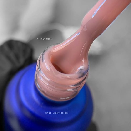 База камуфлирующая Spectrum Base Light Beige 15 мл.