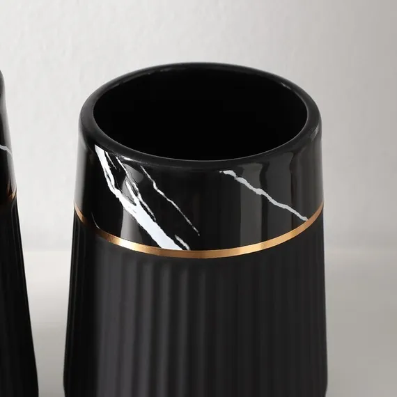 Набор аксессуаров для ванной комнаты SAVANNA Grace, 3 предмета (дозатор для мыла 290 мл, стакан, мыльница), цвет чёрный мрамор