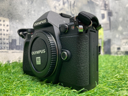 Olympus OM-D E-M5 Mark II 1.400 кадров