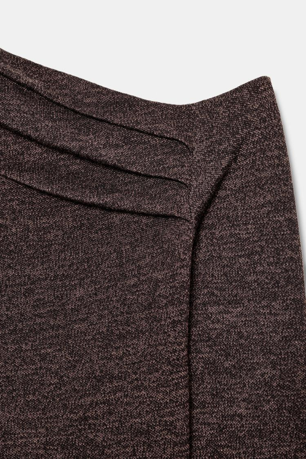 ZARA ТОП АСИММЕТРИЧНОГО КРОЯ ИЗ ТКАНИ ПИКЕ, ТЕМНО-КОРИЧНЕВЫЙ