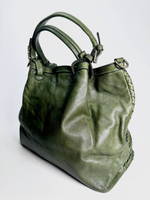 Женская плетеная сумка из натуральной кожи оливкового цвета