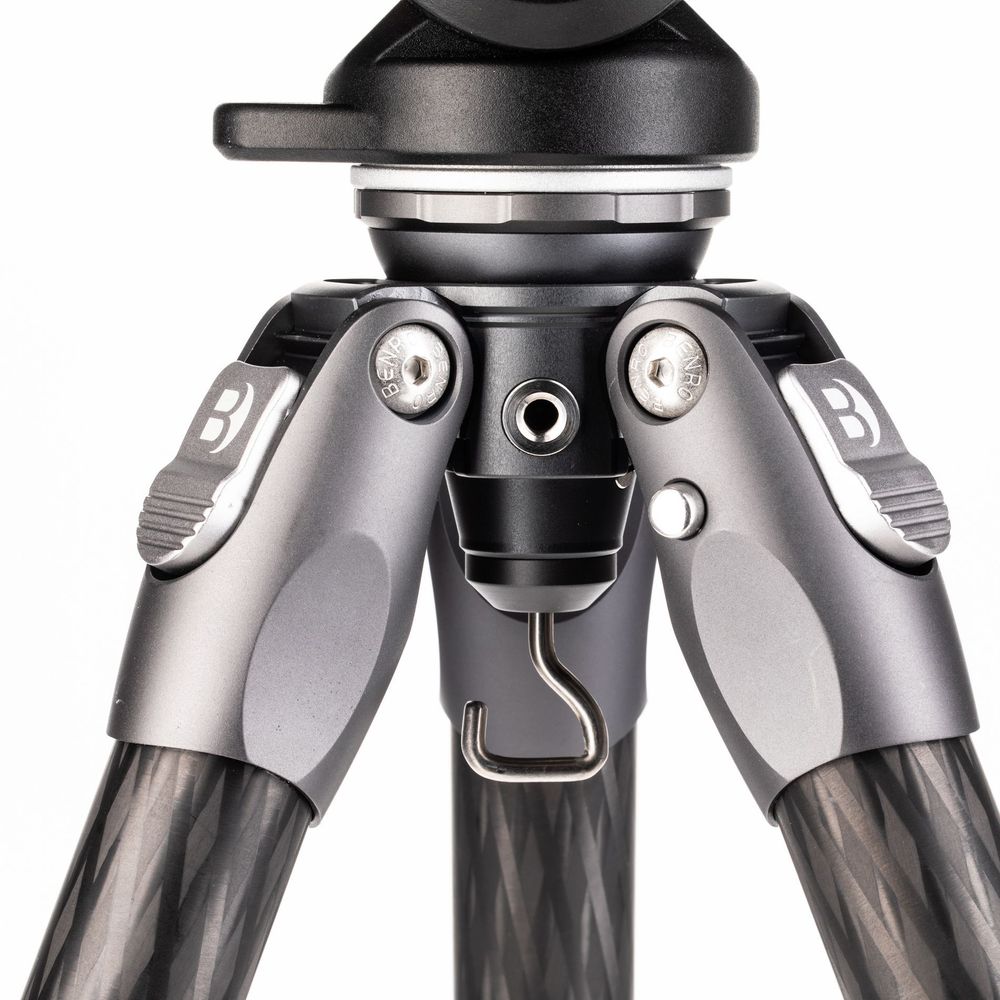 Видеоштатив Benro TTOR34CLVS4PRO карбоновый