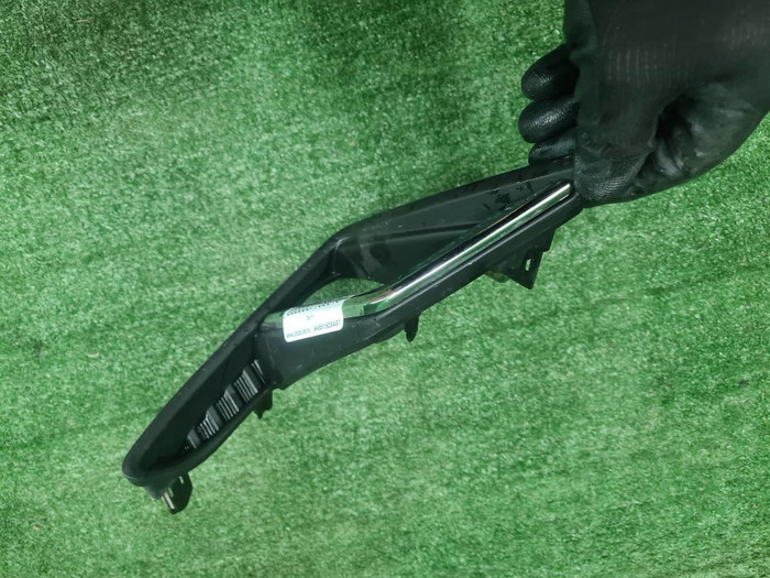 Накладка ПТФ правая Toyota LC Prado 150 (17-20)