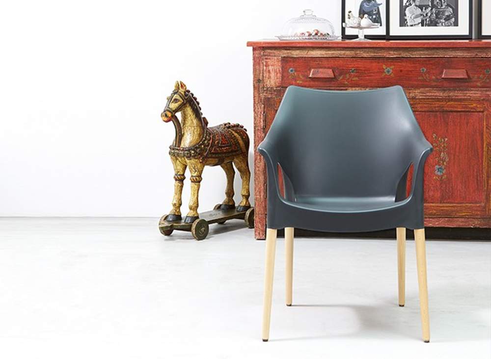 Кресло пластиковое Scab Design Natural Ola, натуральный бук, антрацит