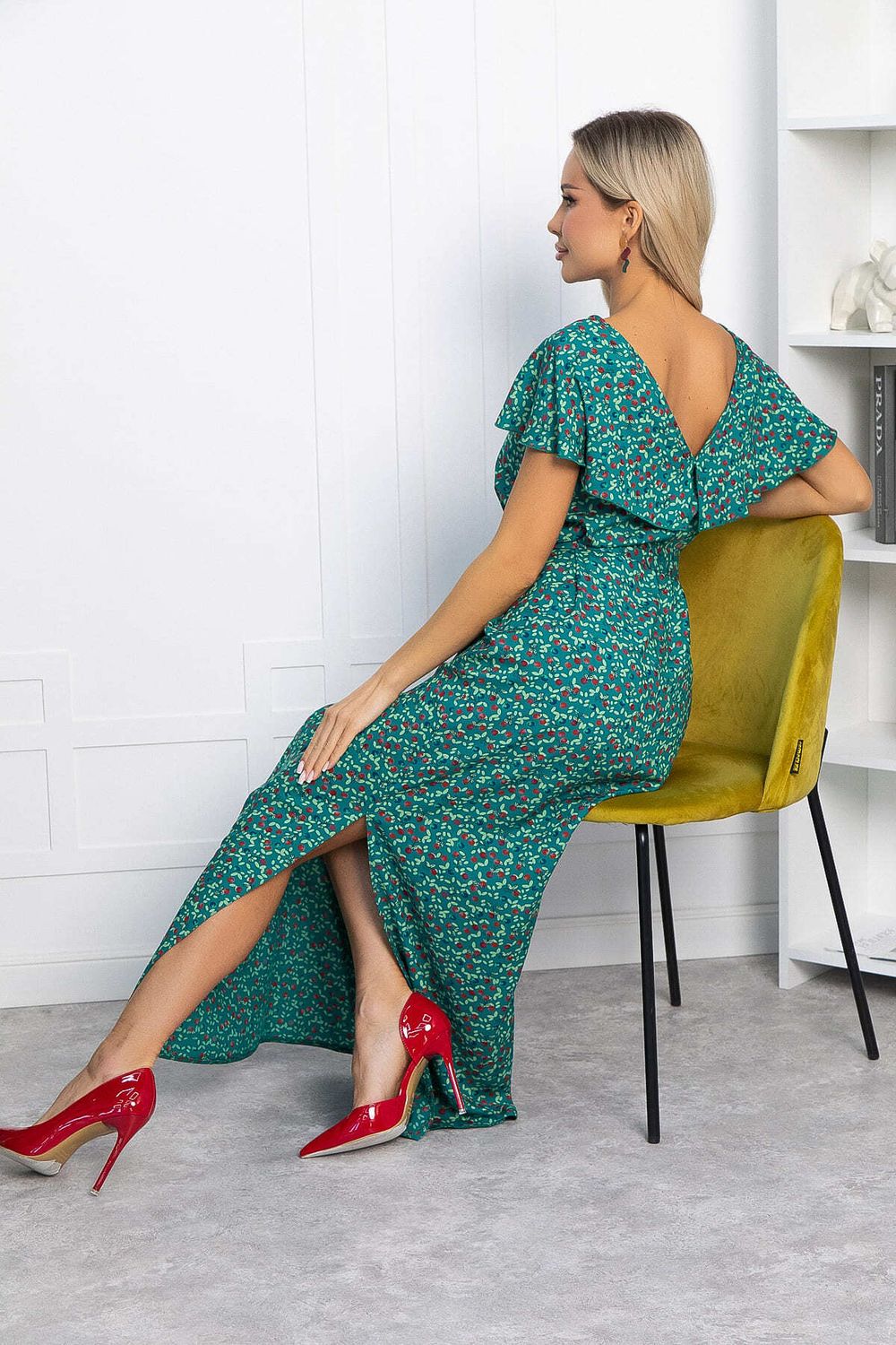 Платье Вечер свиданий (зеленое) П13830-16М LT Collection