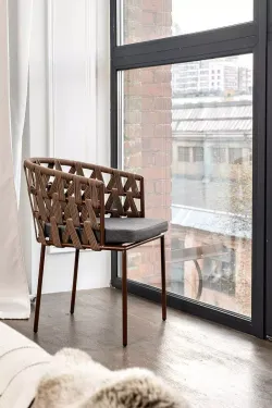 "Диего" стул плетеный из роупа, каркас из стали коричневый (RAL8016) муар, роуп коричневый круглый, ткань серая