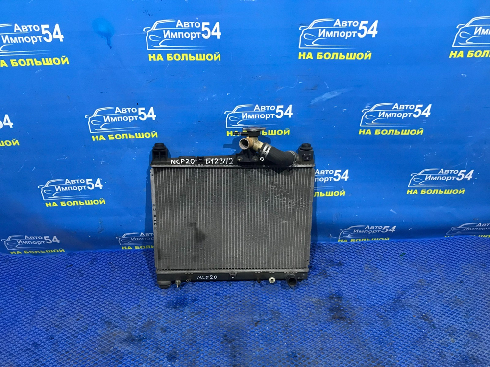 Радиатор двигателя TOYOTA FUNCARGO 1999-2005