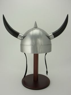 Nautical Шлем викинга с рогами