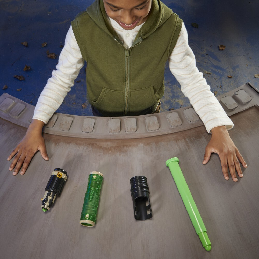Hasbro Star Wars - Forge Kyber Core Luke Skywalker Lightsaber F9968 / артикул   F1132 F9968  / GTIN 5010996202314