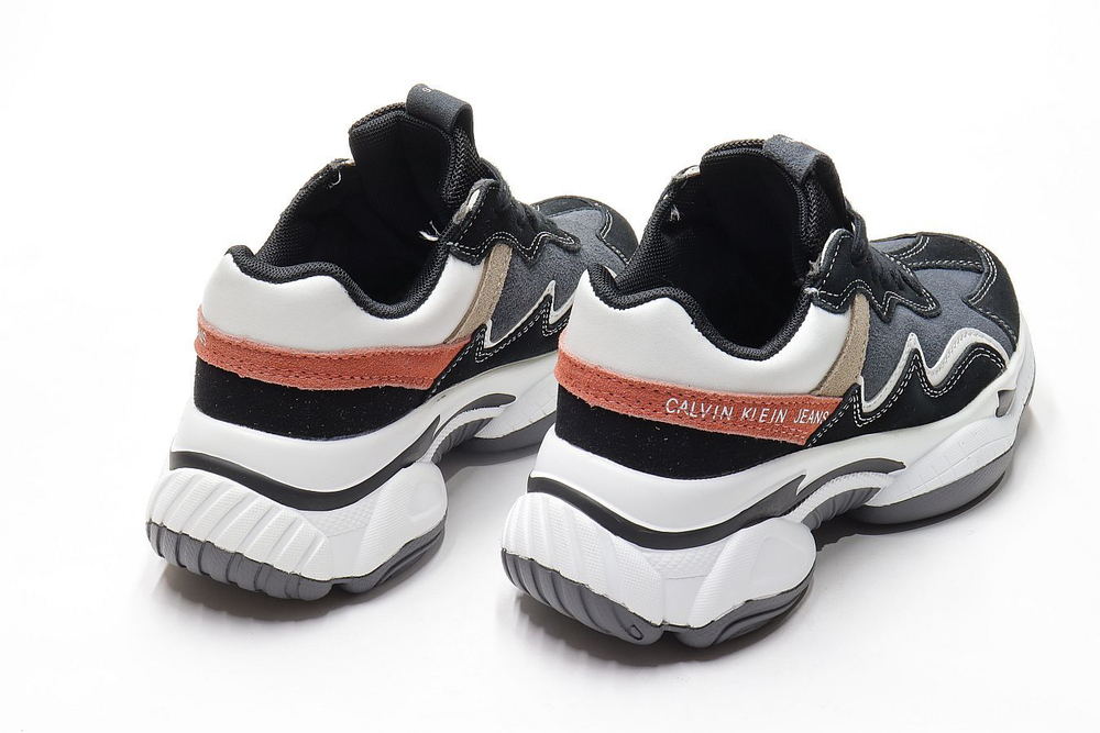 Кроссовки нат. кожа (36-41)р. / шт. 5652/10