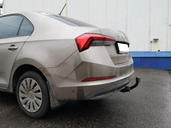 Фаркоп Трейлер 9740 на Skoda Rapid (а/м с 2014г.в.5dr.) лифтбек 2012г.-(паспорт и сертификат в комплекте)(без электрики)