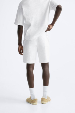 ZARA ШОРТЫ ИЗ РЕЛЬЕФНОЙ ТКАНИ, ЖЕЛТОВАТО-БЕЛЫЙ