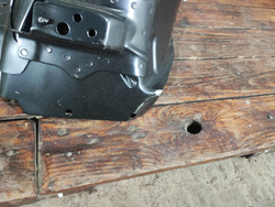 Стакан передний левый Nissan X-Trail 3 (T32) 13-23 Новое Оригинал  641204CB0B