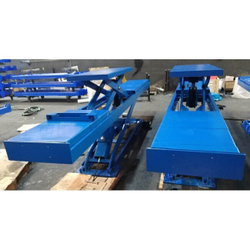 Подъемник пантографный F6109 AE&T (4 тонны)