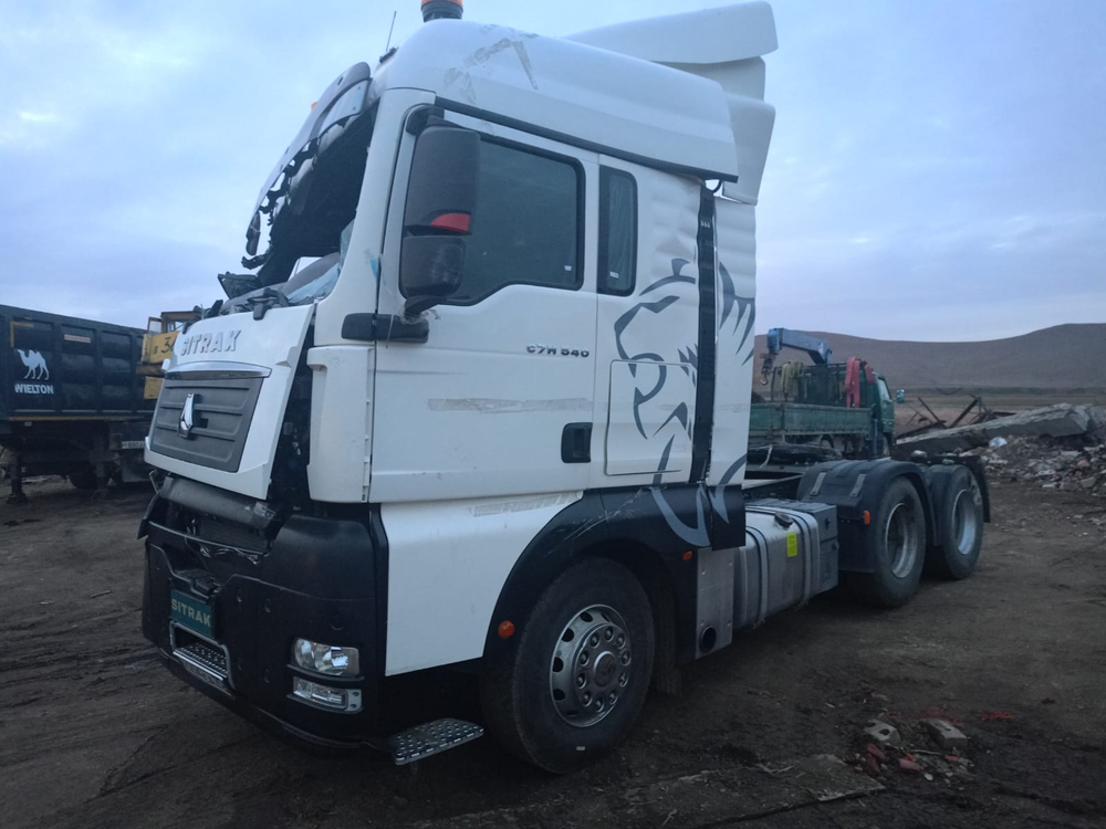 SITRAK C7H 6x4 Седельный тягач ZZ4256V364HE (Дизельный, 12,4 л, 540 л.с., МТ)