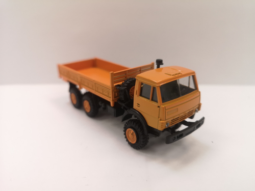 Грузовик низкий борт, оранж., H0