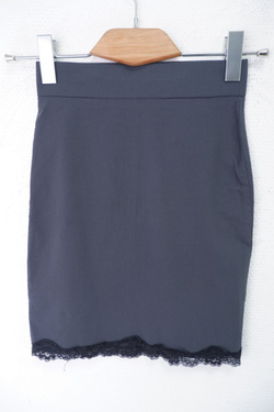 Юбка стильная 42 размер