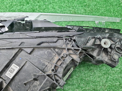 Битая Фара левая BMW 4er G22 (2020-н.в.) Laser