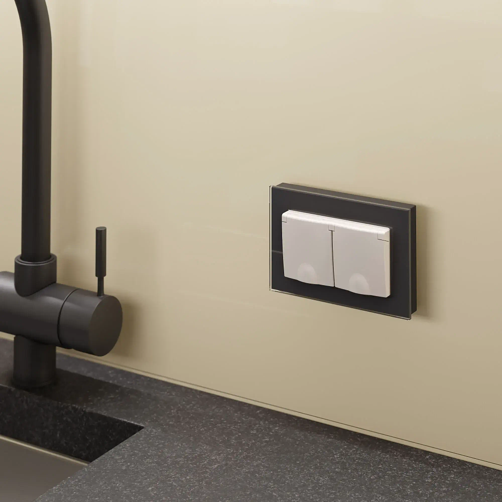 Рамка для двойной розетки Favorit (черный) W0081108