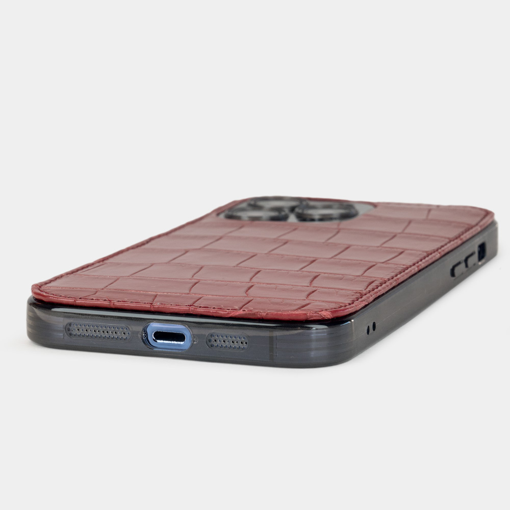 Special order: Накладка для iPhone 14 Pro Max из кожи крокодила, цвета  бордовый лак за 45 500 Р