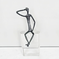 Статуэтка Cloyd арт.50179 / выс. 41 см - черный / серия 1642