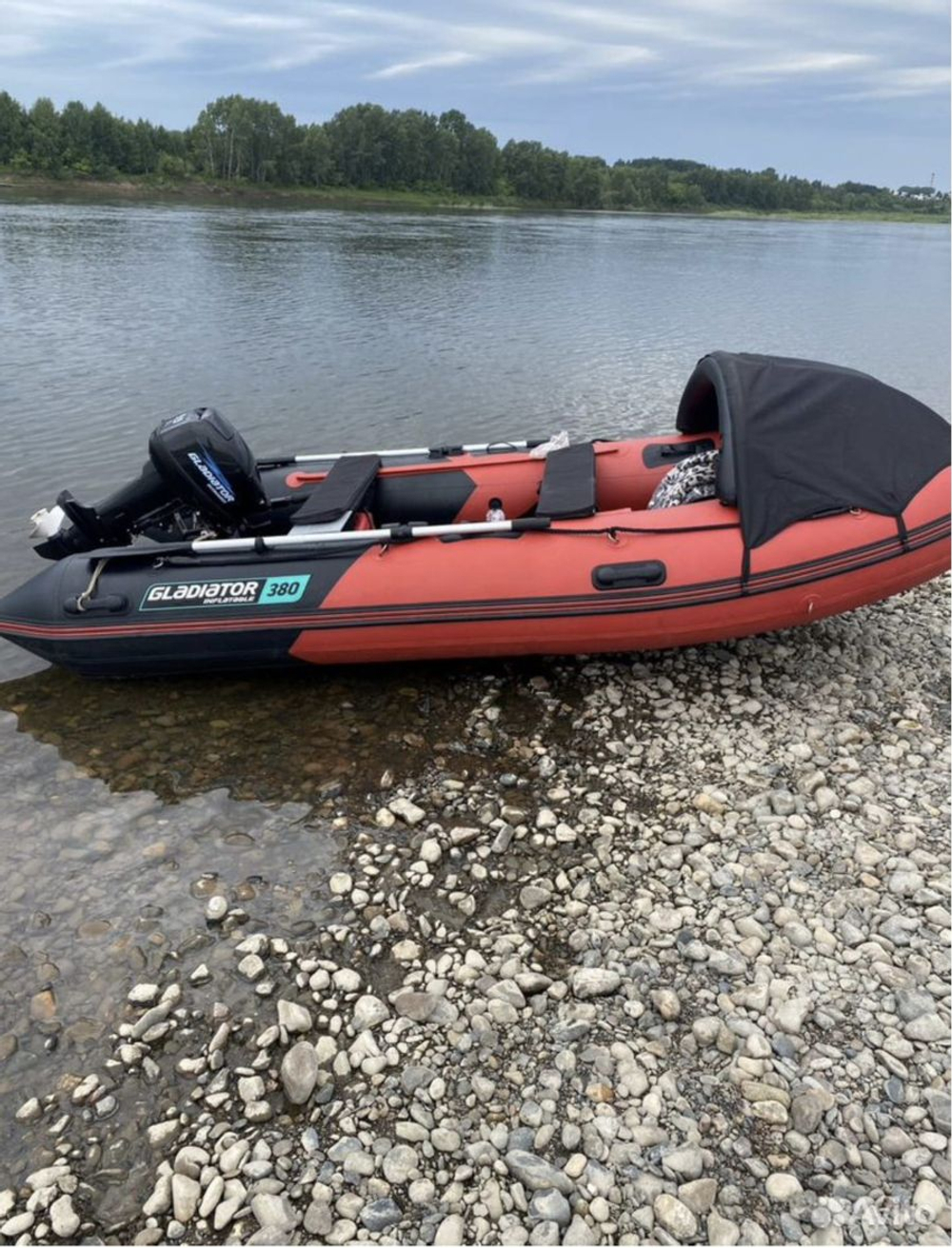 Лодка ПВХ ГЛАДИАТОР E380PROX